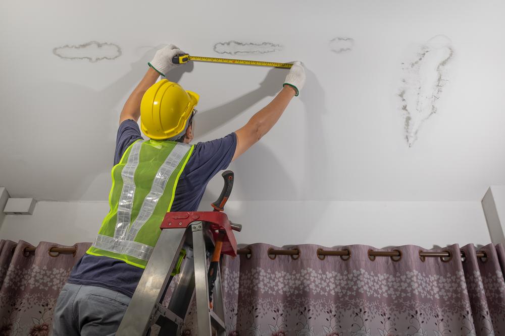 What to Do in the First 24 Hours After Water Damage