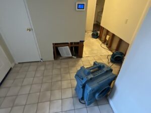 Water Damage Restoration in Hemet, CA (1)