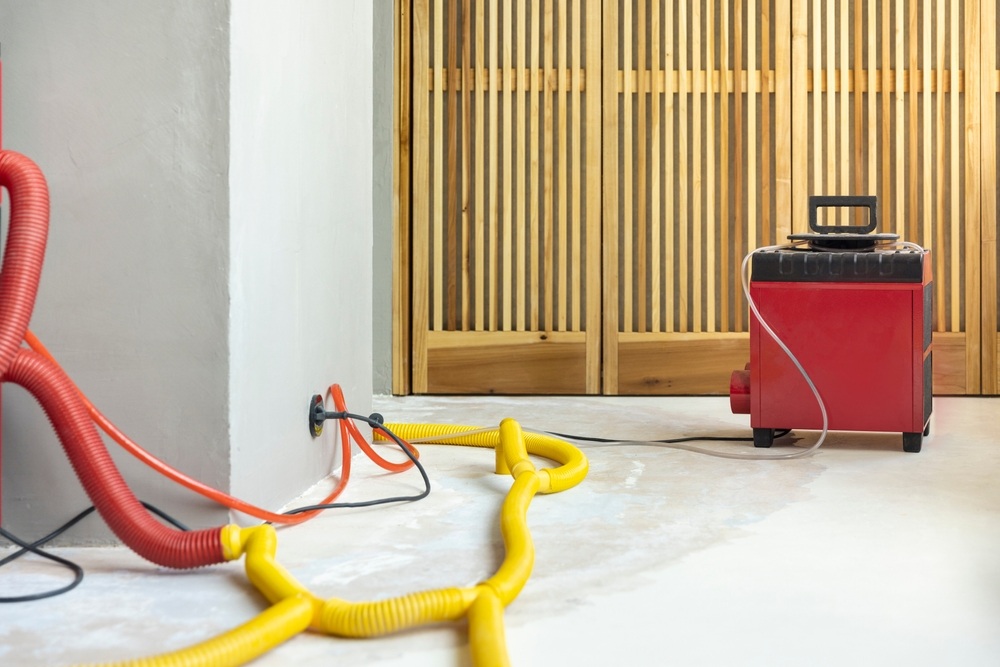 When Commercial Flood Cleanup Needs Professional Drying and Dehumidification