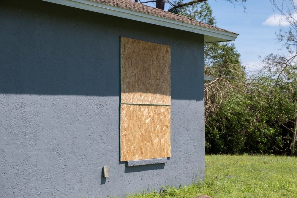  Why Emergency Board-Up Services Matter After Storm Damage