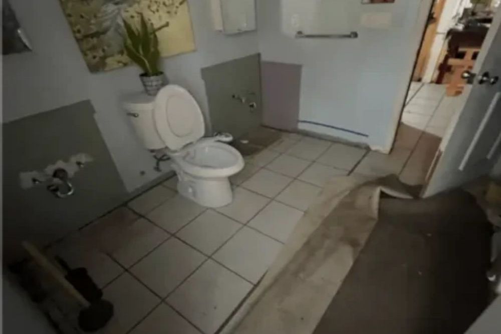 How Sewage Backup Can Damage Flooring, Drywall, and Personal Belongings
